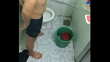 Preview 2 of Women Big Fart Pee - ngocphuong.vo.756 tắm sục đ&atilde_
