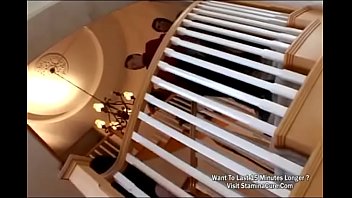 Preview 3 of Whito Whores - Corno assiste a esposa foder com v&aacute_rios homens amarrado na cadeira