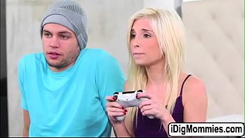 Preview 1 of Doog Porane - Piper fucked with bf and stepmom