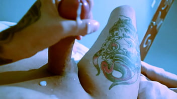 Preview 4 of Awekain - Tatuado Gozando Gostoso, Sexy Hot tattoo