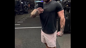 Preview 1 of Beech Xxx Model - It&rsquo_s time to fall in love with training in the gym again! I started to hate it ?Going to be doing a WEIRD split beca...
