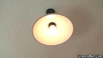 Preview 3 of Londe Ottie Gives Nice Hanobs - Granny jumps on my horny cock