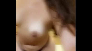 Preview 1 of Dildo Robot - gata linda no banheiro