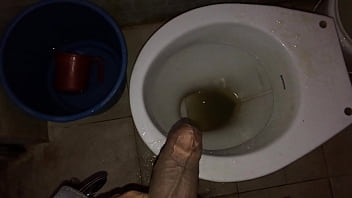 Preview 4 of Anak Pancut Dalam Puki Emak - me pissing