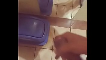 Preview 1 of Cfc Video - Chibolo quiere tirar 4