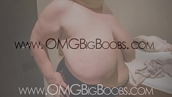 Preview 4 of Jabrjsti Beby Jangl Sex Video - BBW on top getting felt up