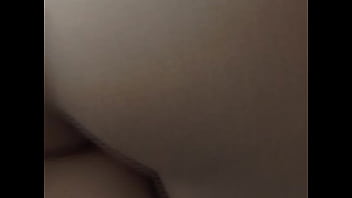 Preview 4 of Aksar2 Songs - beige