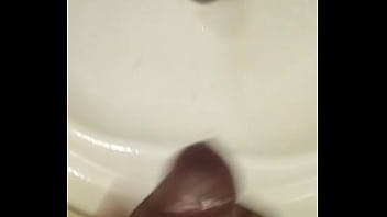 Preview 1 of Tracy Parker Piss - 20170427 131756