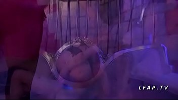 Preview 4 of Tren Lady Boy - Mature francaise aux gros seins ramoner dans un club libertin