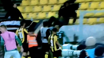 Preview 4 of Beep Massage - Brasileiro Fodendo Uruguaio
