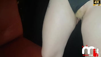 Preview 2 of Lesbian Sexindian Lesbian - Pau grande no gloryhole &eacute_ o sonho de qualquer HotWife.