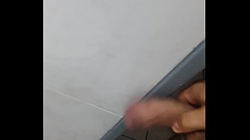 Preview 1 of Small Gets Raped - Masturbaci&oacute_n rapida