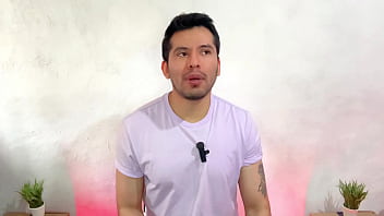 Preview 4 of Kashi Se Pakishatan - Hombre venezolano vergon penetra a pelo al brasile&ntilde_o de la pool party! Relato sexual