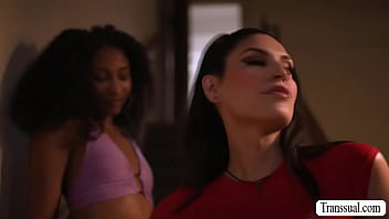 Preview 1 of Xxx Hd Katrina Mp4 Video - TS Zariah Aura bangs Anna De Ville in fuck club
