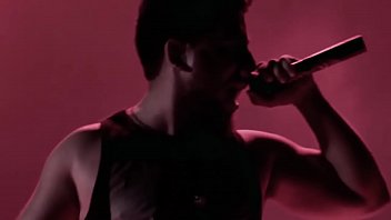 Preview 4 of Lauri Camhot - Banda Circus Rock estilo hardcore 6 min sem prote&ccedil_&atilde_o e lubrificante na RJ