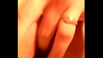 Preview 1 of Gf Sweet Peaches - Masturbates