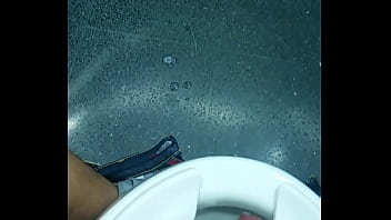 Preview 3 of Big Agi - Paja en el ba&ntilde_o Muy lechero