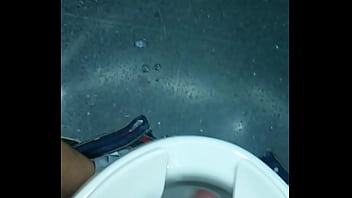 Preview 4 of Big Agi - Paja en el ba&ntilde_o Muy lechero