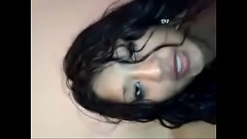 Preview 1 of Lesbicas Colegiais - Etiqueta a tu amigo y si no responde en 1 min te debe una cogida