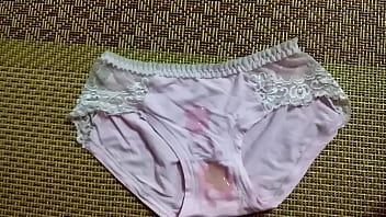 Preview 4 of Karina Linne Lesbian Seduce - Sịp hồng đ&aacute_ng y&ecirc_u  | Cum on panties compilation the best!