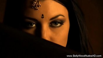 Preview 1 of Sex To Stealer - Belly Dancing Is So Erotic