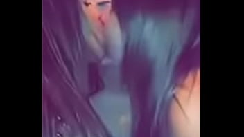 Preview 2 of Beautiful Tattoo Brunette - Noivnhas no beijo triplo