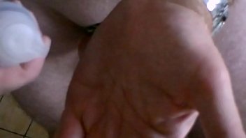 Preview 1 of Mommy Jessie Jett - BDSM mit abgebundenen Eiern in den Spinat gespritzt CLIP0180.MP4
