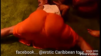 Preview 2 of Francesca Felucci Sleeping - ass twerk hot