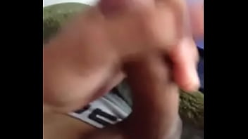 Preview 2 of Sex Naturims Family - Novinho mostrando o pau