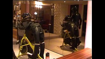 Preview 1 of Japanies Movies - Roxina2000RubberOxHardOne020300XXL.WMV