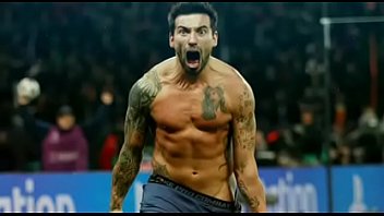 Preview 2 of Wwwindian Girl - Sexy futbolista pocho Lavezzi