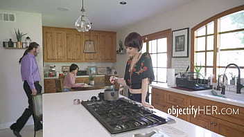 Preview 1 of Titanic Heroine Sex Videos - A Proper Man Of The House With His House In Order | ObjectifyHer