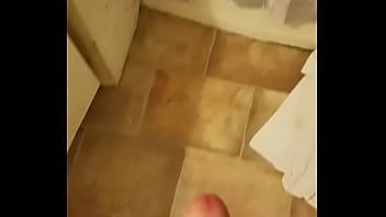 Preview 3 of Mom Sex Sellep - Me cumming in the bathroom