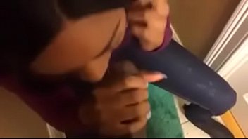 Preview 1 of Tiffanyriox Live - video-1492180231