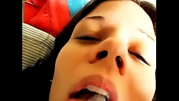 Preview 1 of Puffy Nipples Teenies - Cuspida na boca