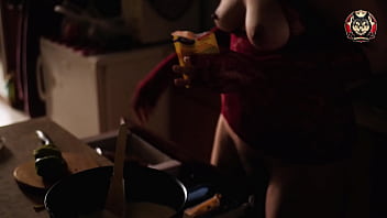 Preview 3 of Cissea Girl - NAKED COOKING