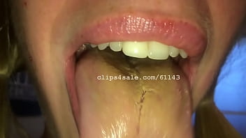Preview 3 of Wwe Raw Xxxx Fight - Mouth Fetish - Alicia Mouth Video 2