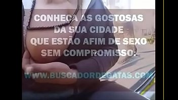 Preview 1 of Orgasmic Chills Massage - enfiando garrafa na buceta na rua