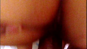 Preview 2 of German Online Moms Hom - GOSTOSA DANDO DE QUATRO PARTE 1