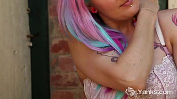 Preview 2 of Ovidie A Poil - Yanks Honey Zahra Stardusts Masturbates Outdoors