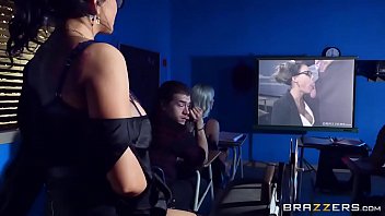 Preview 1 of 1t Tamexxx - Brazzers - (Romi Rain) - Big Tits At