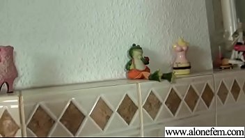 Preview 1 of Queen B Xxx - Horny Girl (liona) Play On Camera With Sex Dildos video-18