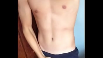 Preview 3 of Suudi Arabistana - Novinho de Belo Horizonte mostrando o pau no Snap: lindo.bh (pt 02)