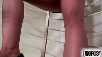 Preview 1 of Xxx Sex Full Movie Hd - Hungry Horny Housewife video starring (Harley Quinn) - Mofos.com