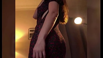 Preview 2 of Main Payudara Besar - Asian Amateur Upskirt Striptease