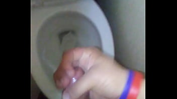 Preview 1 of Xxx Mommy Come - Straight Guy Cumming In the Toilet