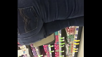 Preview 4 of Julol - Milf has huge ass