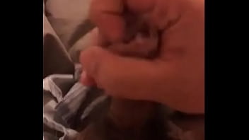 Preview 2 of Xxxxbafvodo - VID-20170403-WA0045