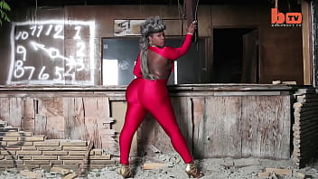Preview 3 of Boner Class - Detroit Biggest Curvy Booty Bubbles