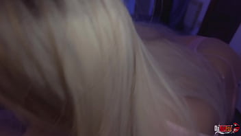 Preview 2 of Beeg Sex Com Beeg Indian Com - Sexy stepmom seduces stepson to fuck her pussy
